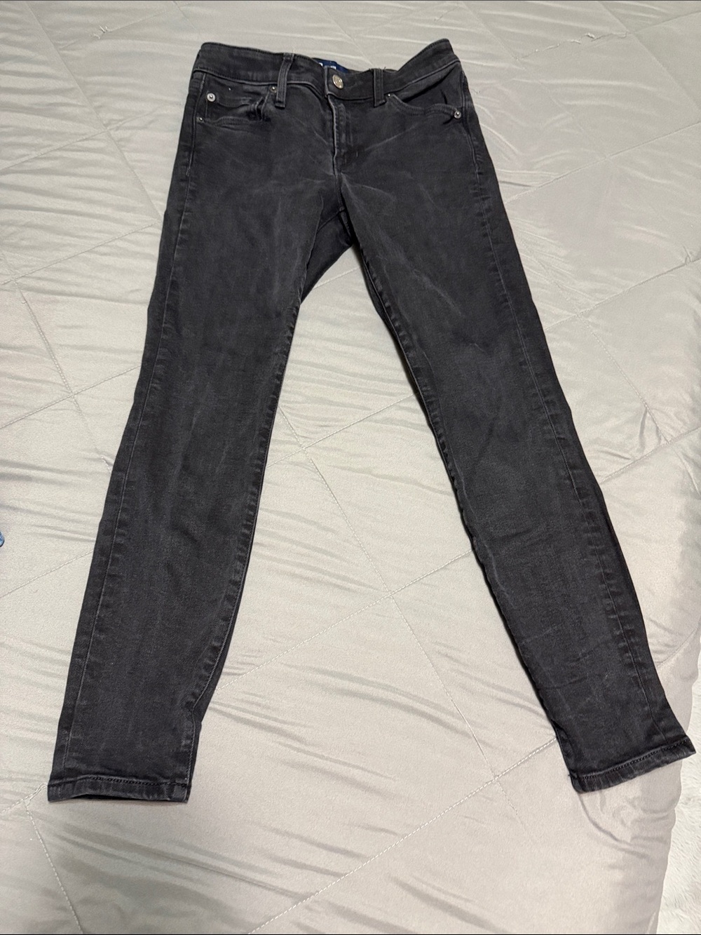 GAP Black Skinny Jeans — Sleek Stretch Fit